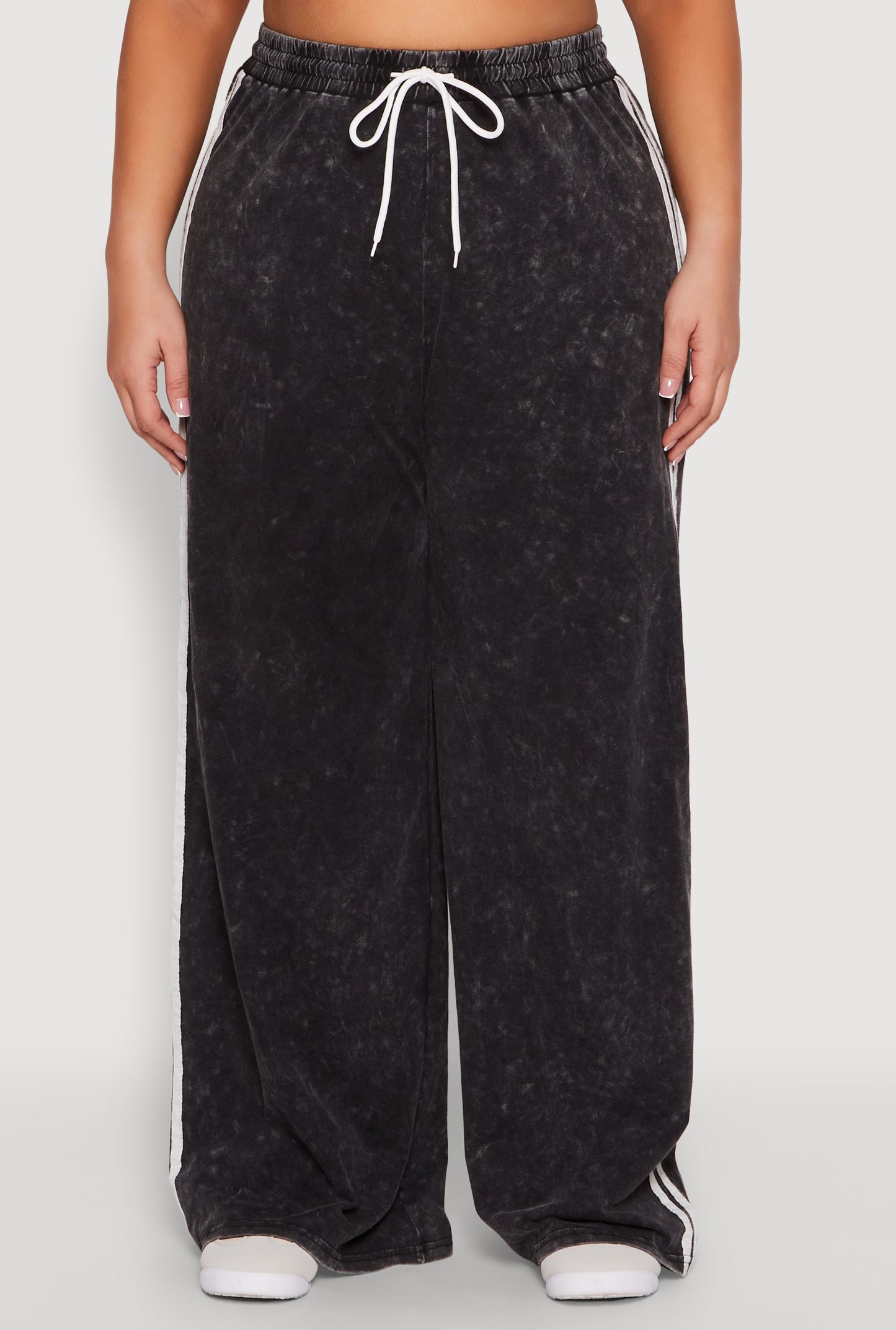 Plus Size Daisy Mineral Wash Varsity Stripe Sweatpants