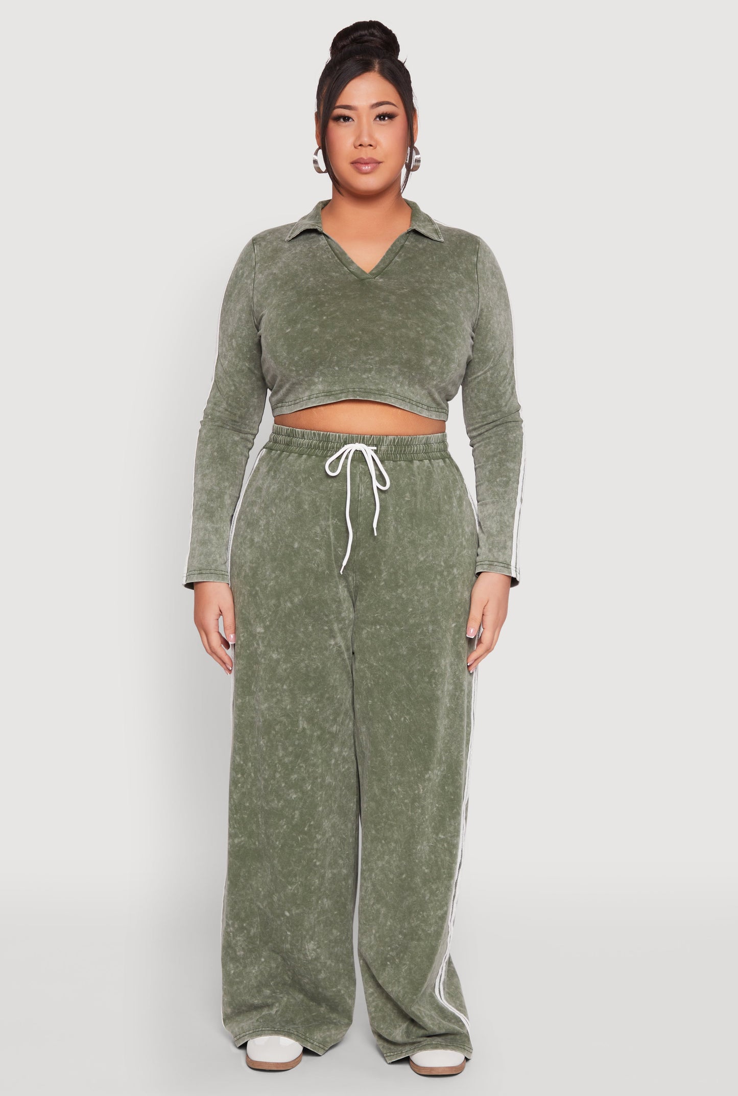 Plus Size Daisy Mineral Wash Varsity Stripe Sweatpants